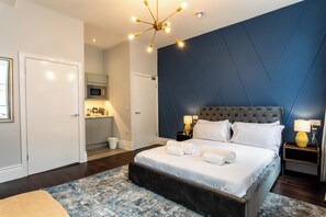 华丽双人房, 1 张特大床 | 防过敏的被褥、特色装修、特色家居、免费 WiFi