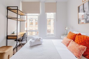 2 bedrooms, iron/ironing board, Internet, bed sheets