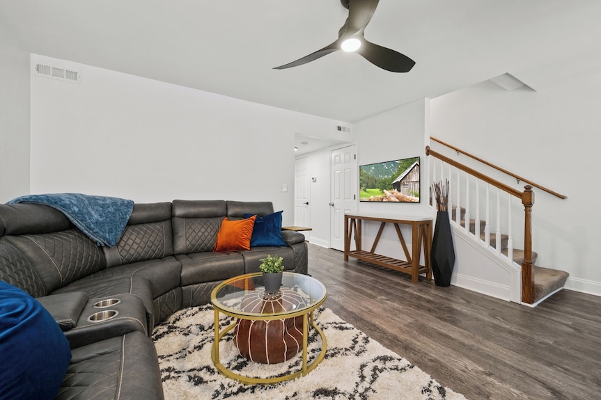 Chefs Kitchen, King Beds, Smart Tvs. Close To Downtown! Dead End Street - Greenville, SC