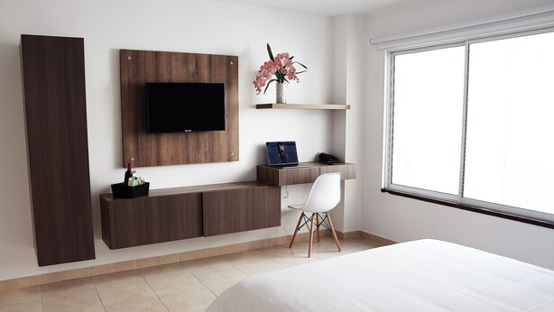Deluxe Room | Television - Hotel Boutique NOA (Tulua)