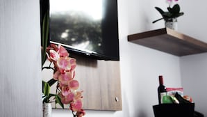 Deluxe Room | Frette Italian sheets, premium bedding, down duvets, Select Comfort beds - Hotel Boutique NOA (Tulua)