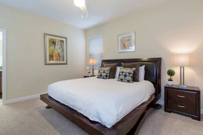 5 chambres, lit parapluie, Wi-Fi, draps fournis