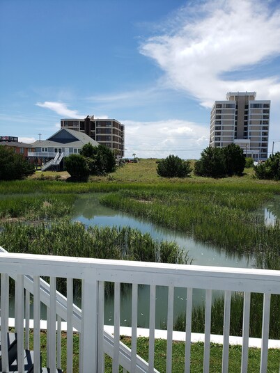 Coastal Breeze Cottage