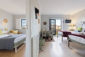 1 bedroom, iron/ironing board, free WiFi, bed sheets - MyriverPlace N.4 - PORTO Riverfront Apartment with TERRACE breathtaking views (Vila Nova de Gaia)