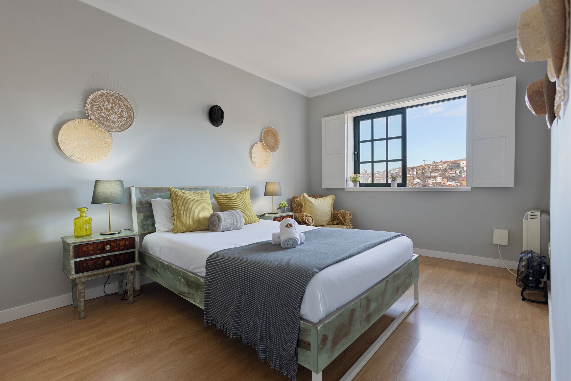 1 bedroom, iron/ironing board, WiFi (free), bed sheets