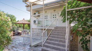 Apartment | Exterior - Beautiful Home in Dramalj With Wifi and 2 Bedrooms (Crikvenica)