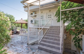 Apartment | Exterior