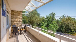 Apartment | Exterior - Beautiful Home in Dramalj With Wifi and 2 Bedrooms (Crikvenica)