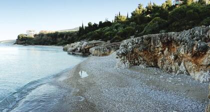 Stunning Home in Xiropigado With Wifi and 2 Bedrooms