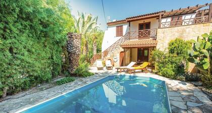 Stunning Home in Miliou Paphos With 3 Bedrooms, Sauna and Outdoor Swimming Pool