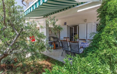 Stunning Apartment in Pavicini With Wifi and 1 Bedrooms