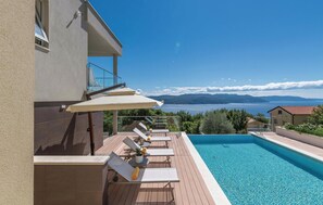 Sundeck - Beautiful Home in Plomin With Jacuzzi, Wifi and 1 Bedrooms (Krsan)