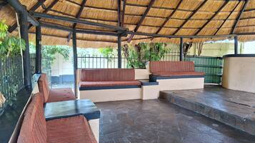 House | Terrace/patio