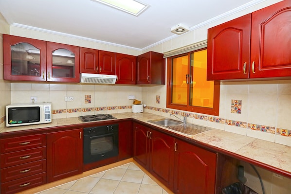 Apartment, 2 Bedrooms | Private kitchenette