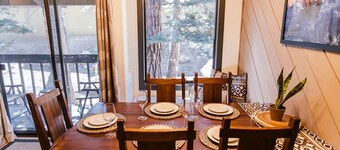 Mammoth Cozy-Local Family Owned, 2 Bedroom/2 Bath with Garage, Close to Lifts