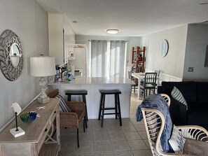 Dining - 2 bedroom, 2 full bathrooms Condo at OIB (Ocean Isle Beach)