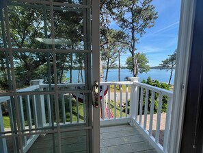 Property grounds - Waterfront lake house private beach dock (harwich)
