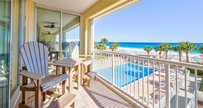 GORGEOUS GULF FRONT VIEW, Unit 205, 3rd Floor, Private Beach, FREE Beach Setups