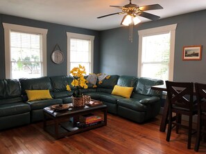 Smart TV, fireplace, video games, stereo