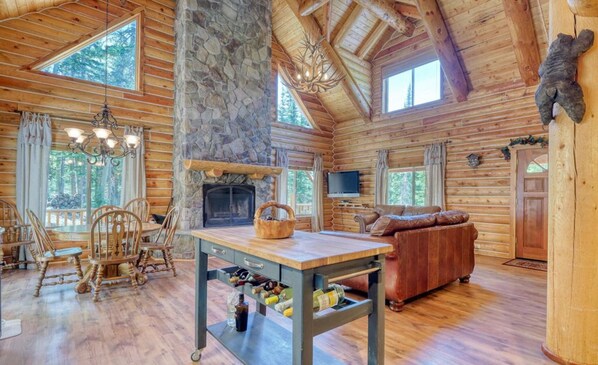 Smart TV, fireplace, video games, DVD player