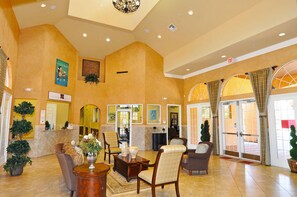 Townhome, 4 Bedrooms | Lobby