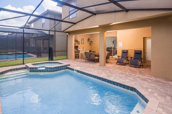 House, 6 Bedrooms | Pool