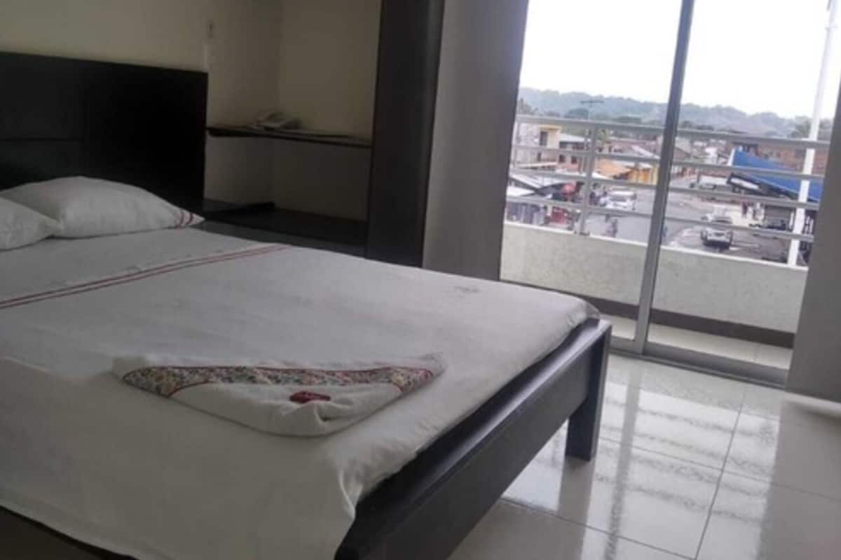 Wifi gratis y ropa de cama 