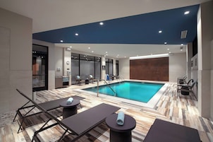 Una piscina techada