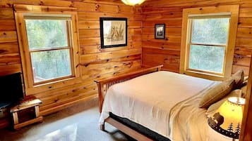 5 bedrooms, iron/ironing board, free WiFi, bed sheets