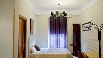 1 bedroom, iron/ironing board, bed sheets