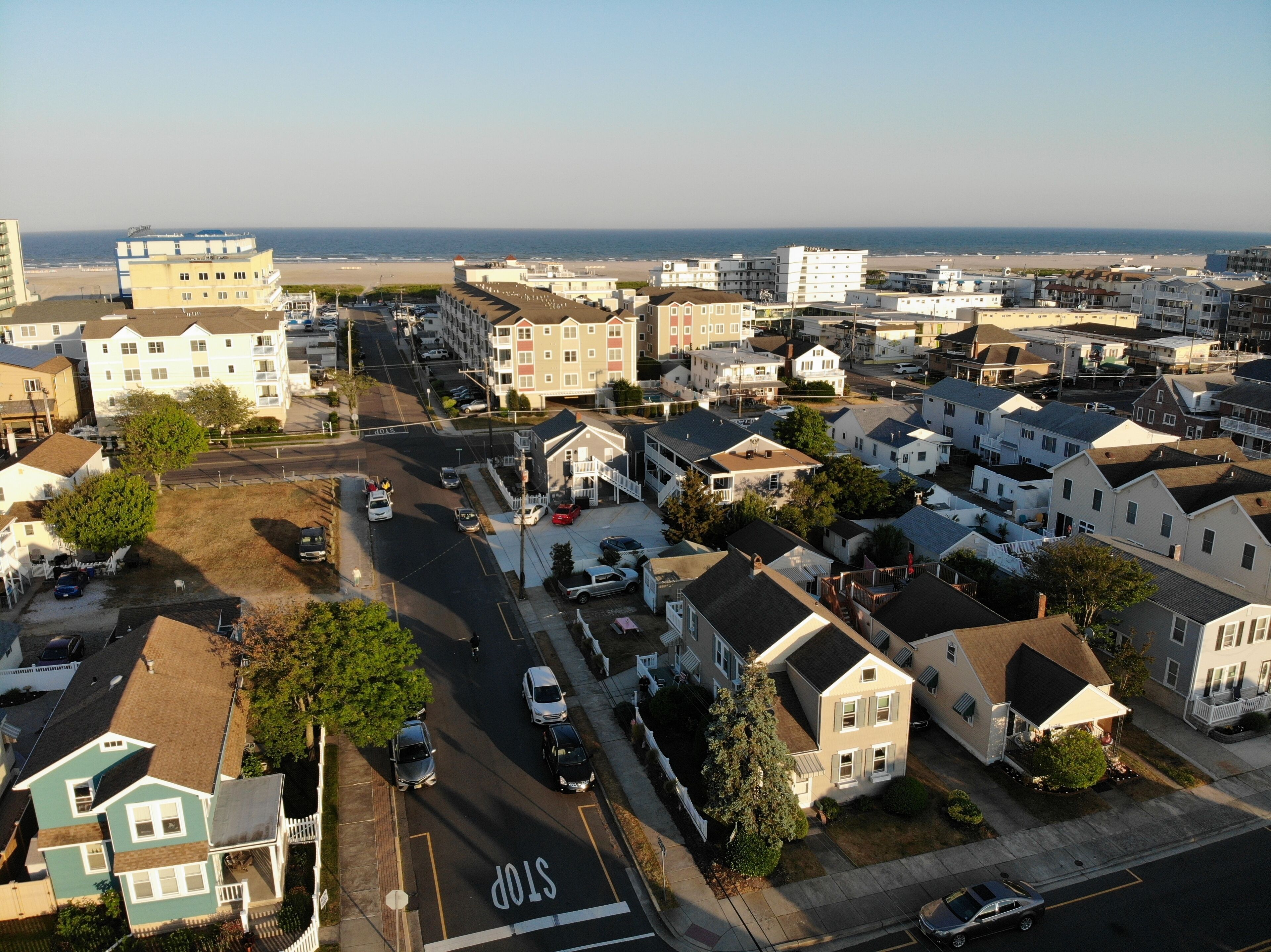 Sun-Kissed Getaway: Experience Wildwood Crest's Best close to Beach & Boardwalk!