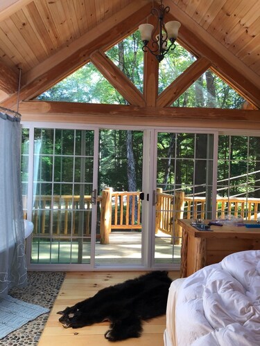  Stunning Riverfront Solar-Powered Cabin  with back-up generator