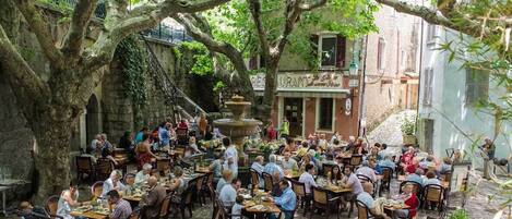 Restauration extérieure