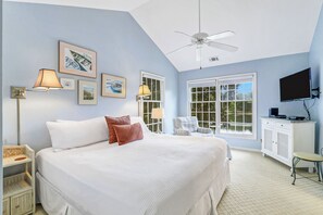 2 bedrooms, iron/ironing board, internet, bed sheets