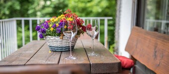 Cosy Holiday Apartment Lilly in Alpine Style with Mountain View
