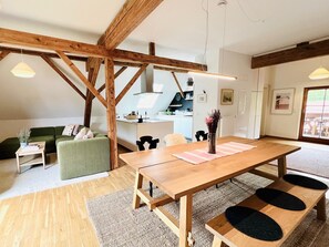 Dining - Modern Dream Holiday Apartment with Balcony & Wi-Fi (Siegsdorf)