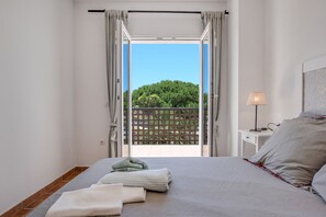 3 habitaciones, tabla de planchar con plancha y wifi gratis