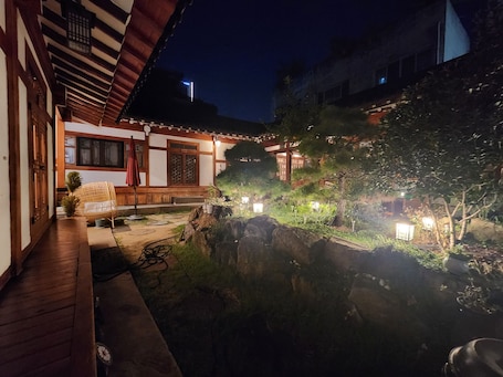 内装. Hanok1957