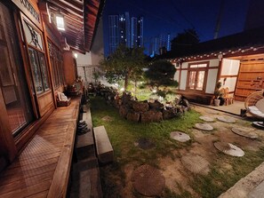 المنشأة من الداخل