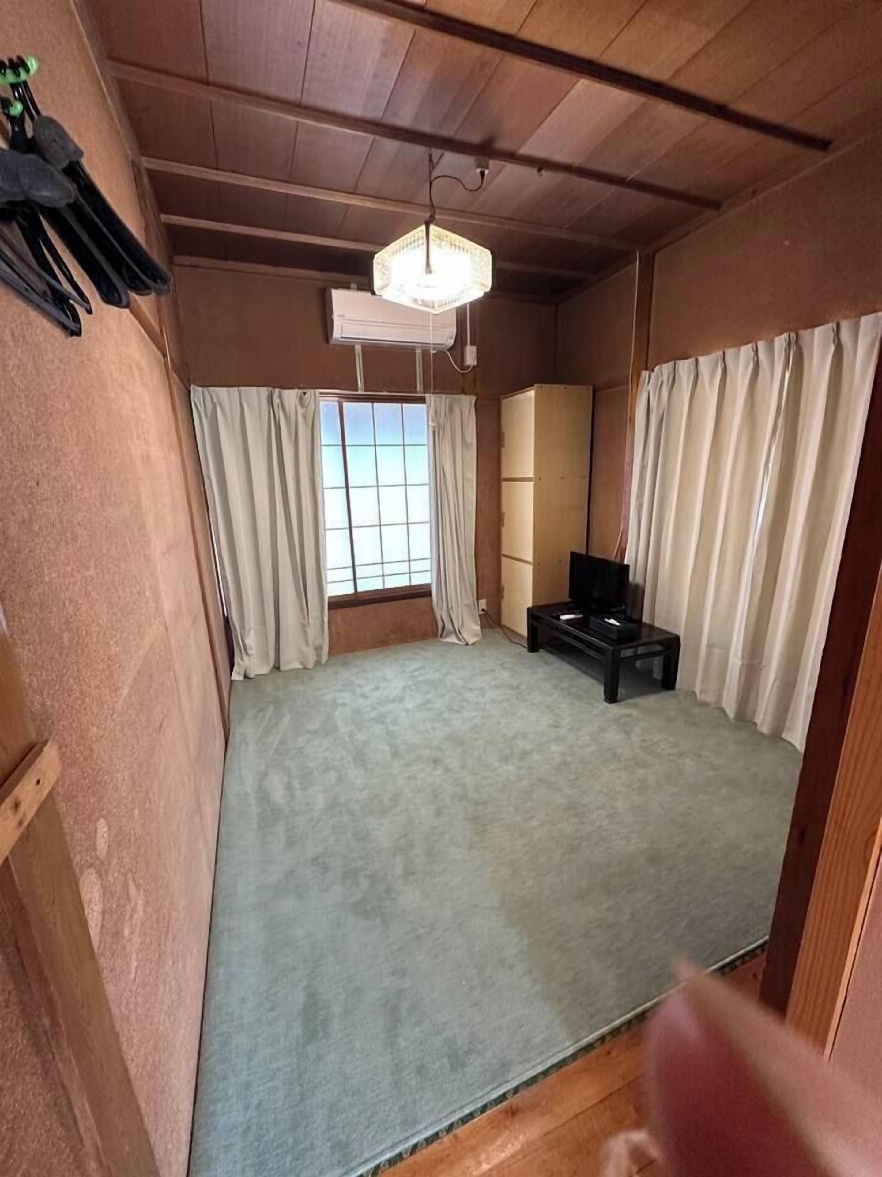 Tomannsrom – city | Sengetøy av topp kvalitet, dundyner, Tempur-Pedic-senger og skrivebord