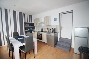 Private kitchen - SANTORINI 1 (La Fère)