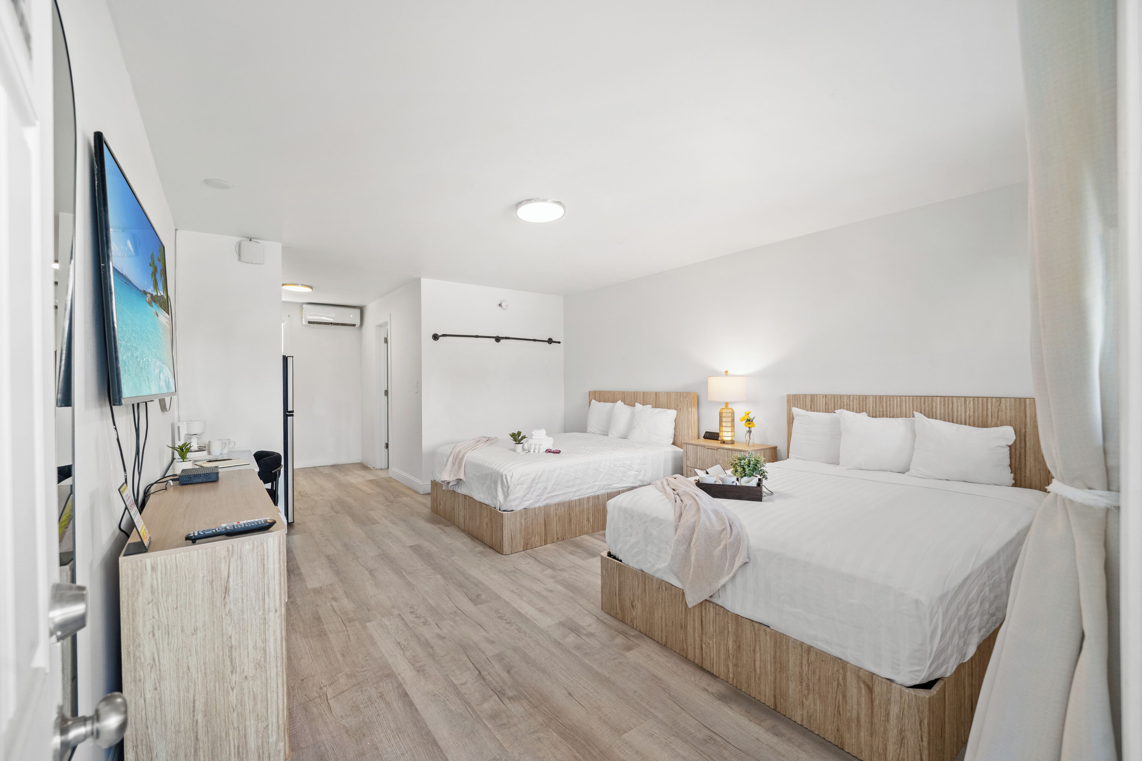 Standard Room, 2 Queen Beds, Kitchen | Bed sheets