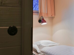 1 soverom, safe på rommet, wi-fi og sengetøy