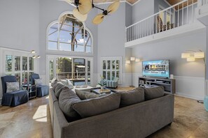 スマートテレビ、テレビゲーム、DVD プレーヤー、ステレオ