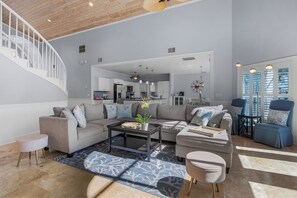 Smart-TV, Videospiele, DVD-Player, Stereoanlage