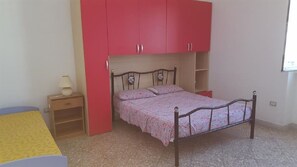2 bedrooms