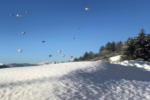 Snow and ski sports