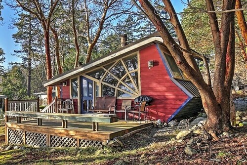 Studio with a View!!