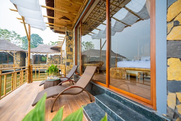 Porch - Memorina Ninh Binh Resort (Gia Vien)