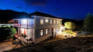 Front of property - Quinta da Tapada (Oliveira do Hospital)